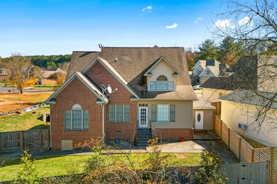 004-8331GlenrothesBoulevard-Knoxville-TN