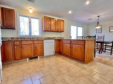 30 Dawson Cir, Holden, MA 01520 - photo 7