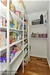 2208 Boxwood Dr, Falls Church, VA 22043 - photo 4