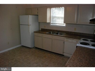 172 Elephant Rd unit 2, Dublin, PA 18917 - photo 3