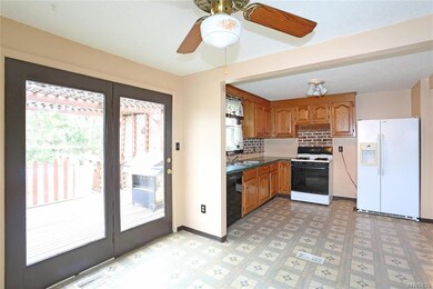 Kitchen/Dining