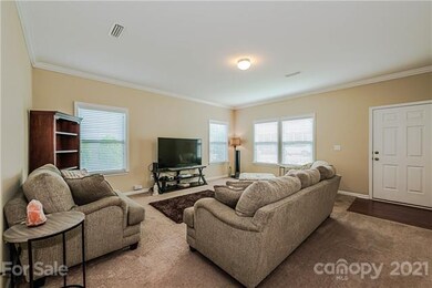 1131 Valley St, Statesville, NC 28677 - photo 4