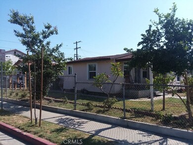 2156 E Piru St, Compton, CA 90222 - photo 2