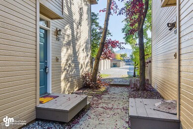 Exterior Front_KI_06-SMALL