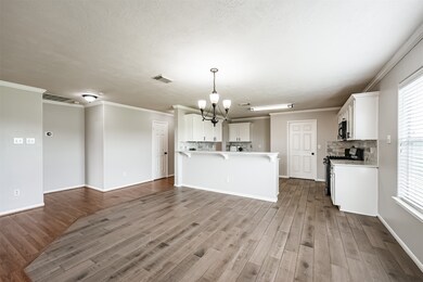 10303 Hinesburg Ct, Houston, TX 77075 - photo 5