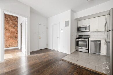 309 W 29th St unit 3-F, New York, NY 10001 - photo 2
