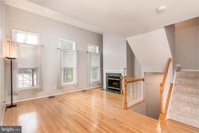 2418 Garnett Dr, Alexandria, VA 22311 - photo 5