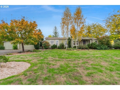 2080 NE Chehalem Dr, Newberg, OR 97132 - photo 2