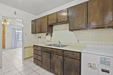 7804 Ranchland Dr, El Paso, TX 79915 - photo 5