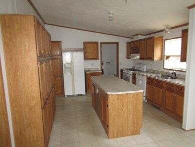 45 Scott Dr, Hampstead, NH 03841 - photo 5