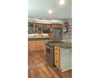 198 Sunset Dr, Charlton, MA 01507 - photo 5