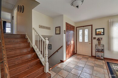 823 Spruce St, Batavia, IL 60510 - photo 2