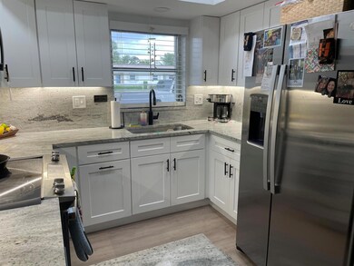 2864 Crosley Dr E unit A, West Palm Beach, FL 33415 - photo 2