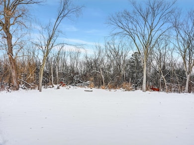 1525 S Calhoun Rd, New Berlin, WI 53151 - photo 5