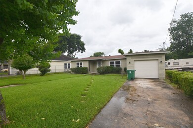 940 Randolph St, Houston, TX 77088 - photo 6