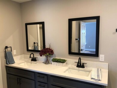 2513 W 3rd Ave, Corsicana, TX 75110 - photo 5