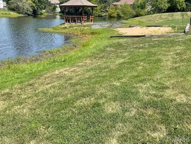 4981 N Burning Bush Ct, Columbia, MO 65202 - photo 4