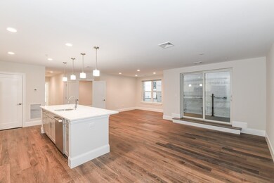 545 E 3rd St unit 1, Boston, MA 02127 - photo 4
