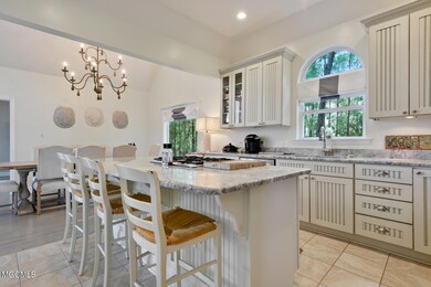 90 Elm Kitchen 3