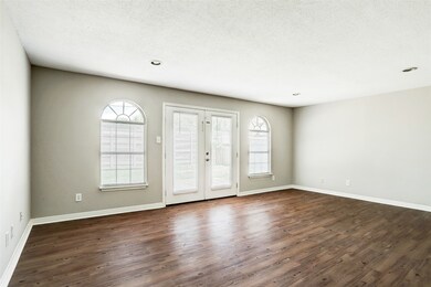 2521 Leichester Dr, Spring, TX 77386 - photo 6