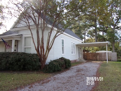 184 Tournament St, West Point, MS 39773 - photo 3