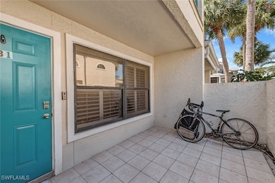 60 Emerald Woods Dr unit B1, Naples, FL 34108 - photo 2