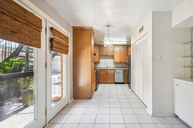 3928 W Alabama St unit 13, Houston, TX 77027 - photo 6