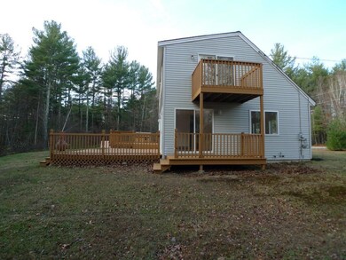 28 Doe Farm Ln, Newmarket, NH 03857 - photo 4