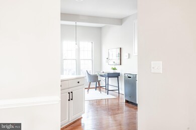 20964 Martingale Square, Sterling, VA 20165 - photo 7