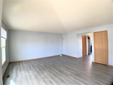 Spacious living room