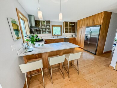 11 Bayfield Dr, Shelburne, VT 05482 - photo 3