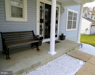 7105 Willow Hill Dr, Capitol Heights, MD 20743 - photo 2