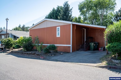 300 S Everest Rd, Newberg, OR 97132 - photo 2