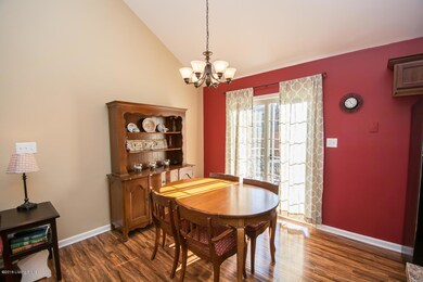 462 Berger Farm Dr, Mount Washington, KY 40047 - photo 7