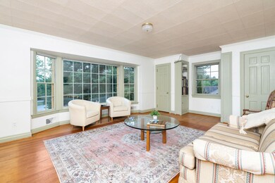 808 Warwick Cir, Waynesboro, VA 22980 - photo 3