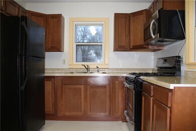 1706 Franklin Ave, Des Moines, IA 50314 - photo 4