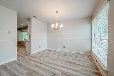 1907 Coronado St, Friendswood, TX 77546 - photo 4