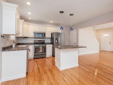 4 English Row, South Grafton, MA 01560 - photo 7