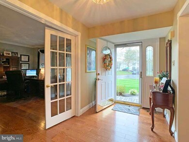 206 Hidden Spring Ln, Langhorne, PA 19047 - photo 3