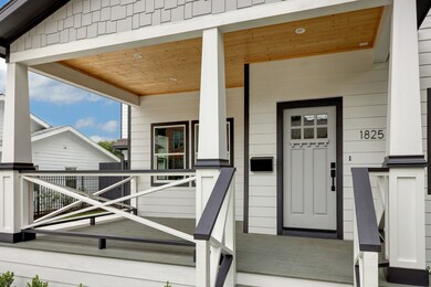 1825 Maryland St, Houston, TX 77006 - photo 2