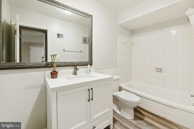 5913H Prince James Dr unit 36, West Springfield, VA 22152 - photo 4