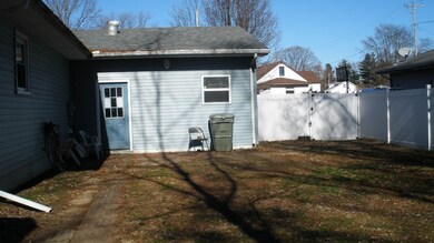 109 Central Ave, Princeton, IN 47670 - photo 2