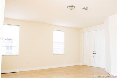 10454 NW 70th Ln, Doral, FL 33178 - photo 6