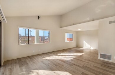 325 Encino Ln unit B, San Clemente, CA 92672 - photo 5