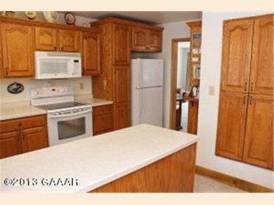 1012 Cedar St, Alexandria, MN 56308 - photo 5