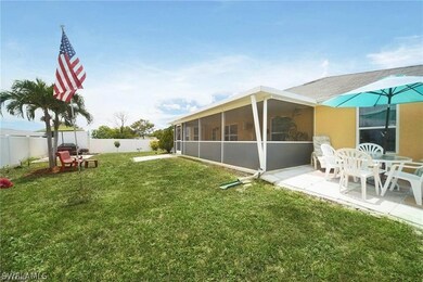 532 Jacaranda Pkwy E, Cape Coral, FL 33909 - photo 3