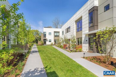 1130 E High St unit K, Charlottesville, VA 22902 - photo 2