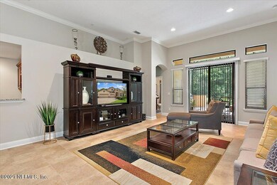 06-Family Room