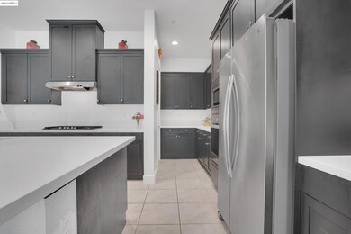 2281 Garden Farms Ave, Lathrop, CA 95330 - photo 4