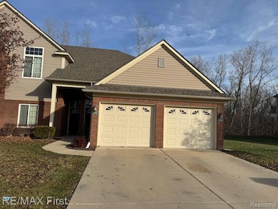 14362 Shadywood Dr, Sterling Heights, MI 48312 - photo 4